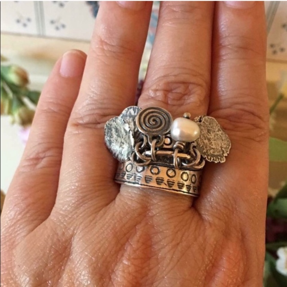 Silpada Cha-Cha Sterling Silver Pearl Ring - Picture 4 of 16